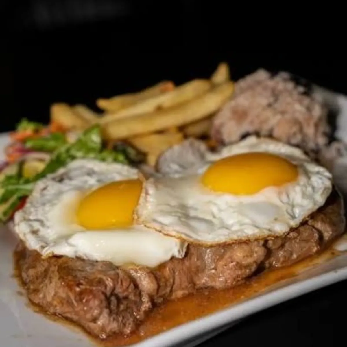 BIFE À CASA — Rui dos Leitoes