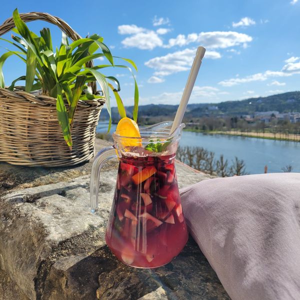 Jarro de 1L de Sangria — Maria Rio, Coimbra