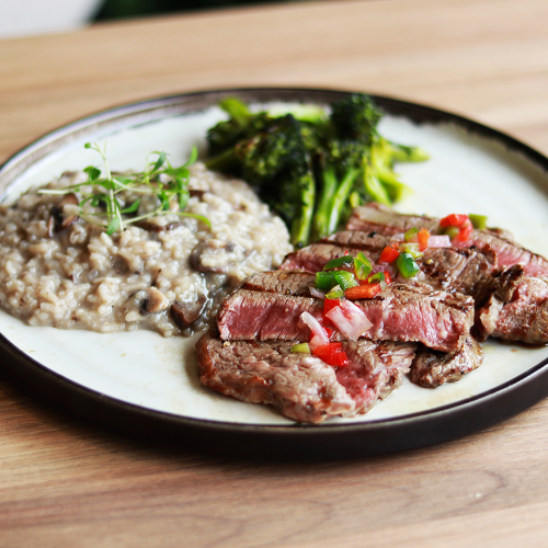 Bife de alcatra black angus grelhado com molho chimichurri — Legumes & outros Vícios, Coimbra