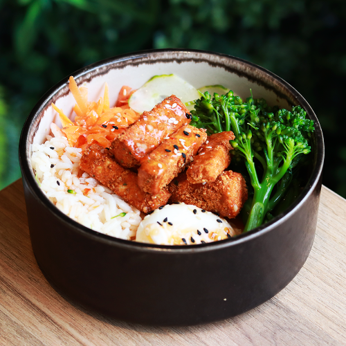 Bowl veggie de tofu crocante — Legumes & outros Vícios, Coimbra