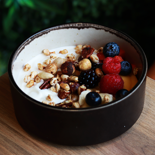 Bowl de Iogurte Natural — Legumes & outros Vícios, Coimbra