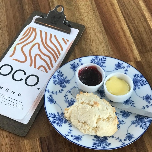 Scones C/ Manteiga E Compota — Oco Lumiar, Lisboa