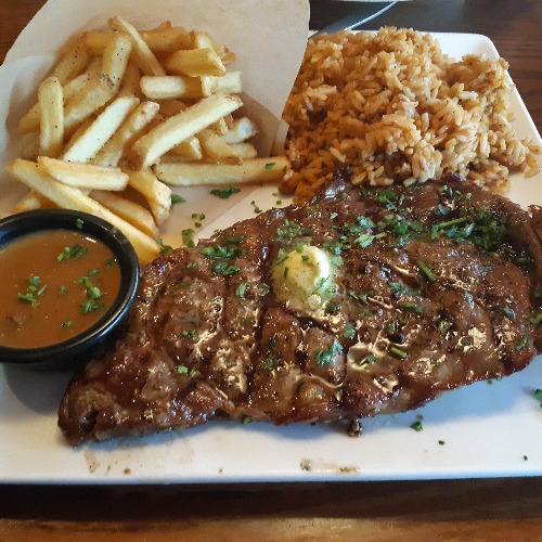 Entrecôte c/ Arroz Fumado — Prazer à Mesa