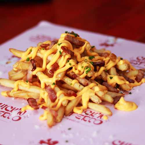 Batata Frita com Cheddar e Bacon (2 px) — Chick'n Esperto