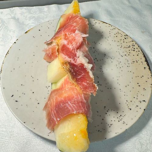 MELÃO COM PRESUNTO — Paraiso Douro, Lamego