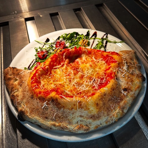 CALZONE — Cosmos, Lousã