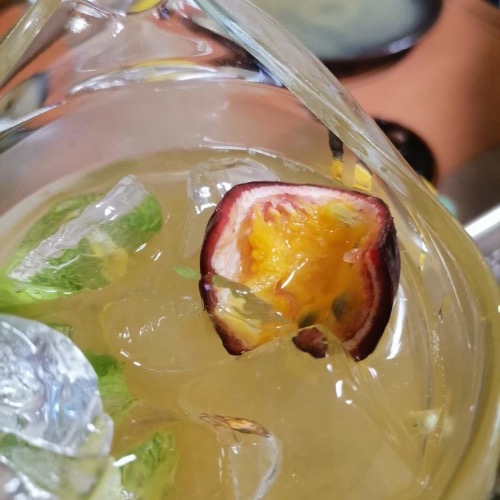 Maracujá e Lima/Frutos Vermelhos (copo) — Taberna da Fonte